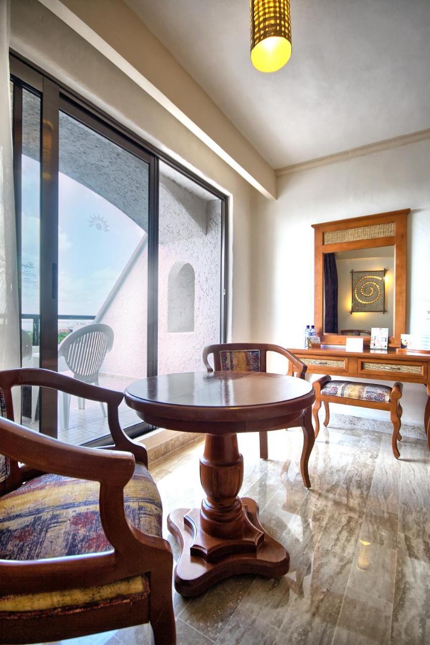 Golden Parnassus Resort & Spa (Adults Only) Cancún Eksteriør billede